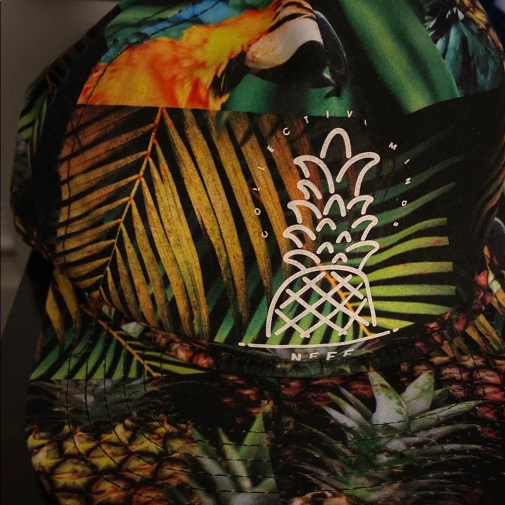 Nef hat